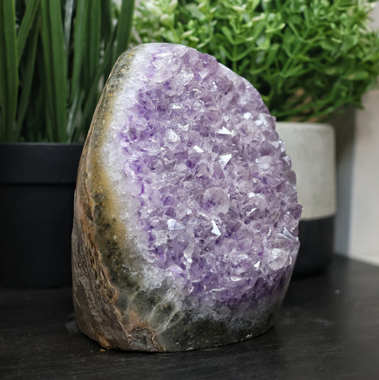 Amethyst Cutbase from Uruguay