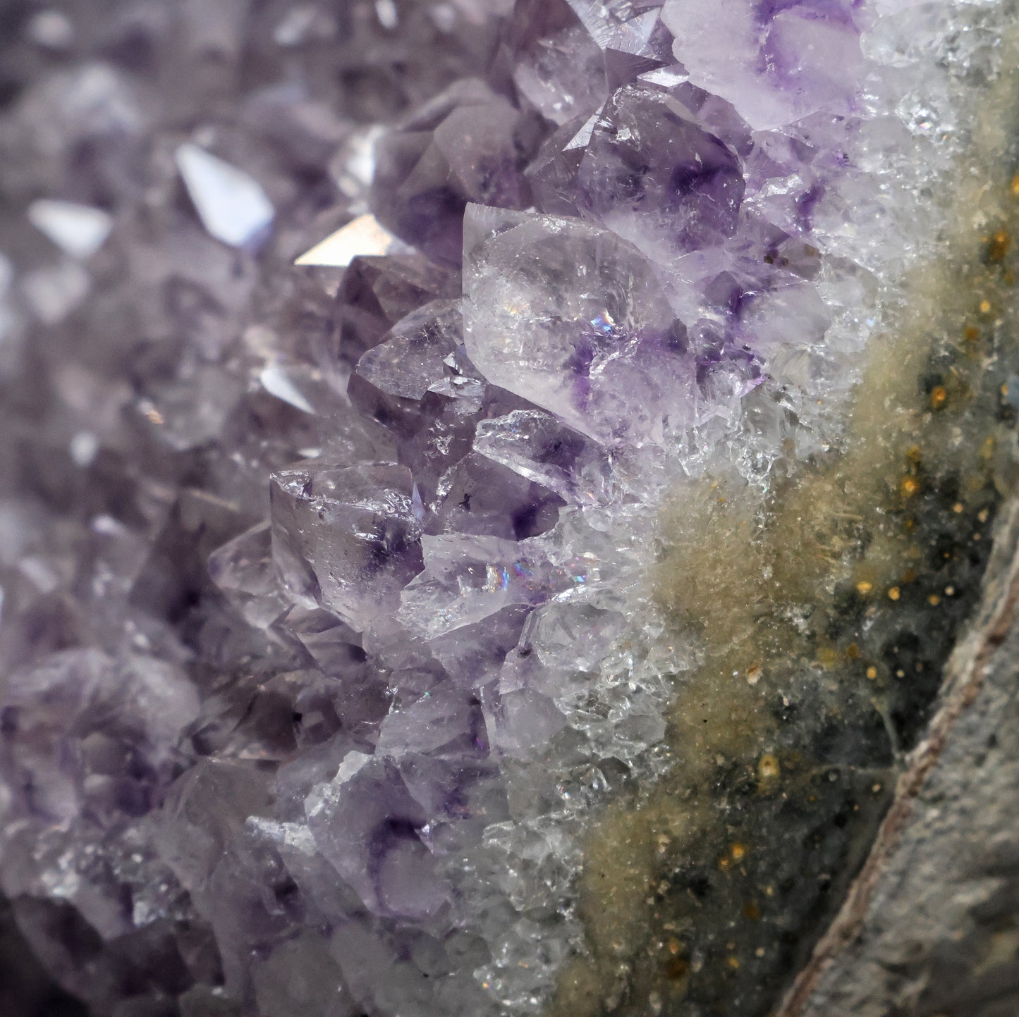 Amethyst Cutbase from Uruguay