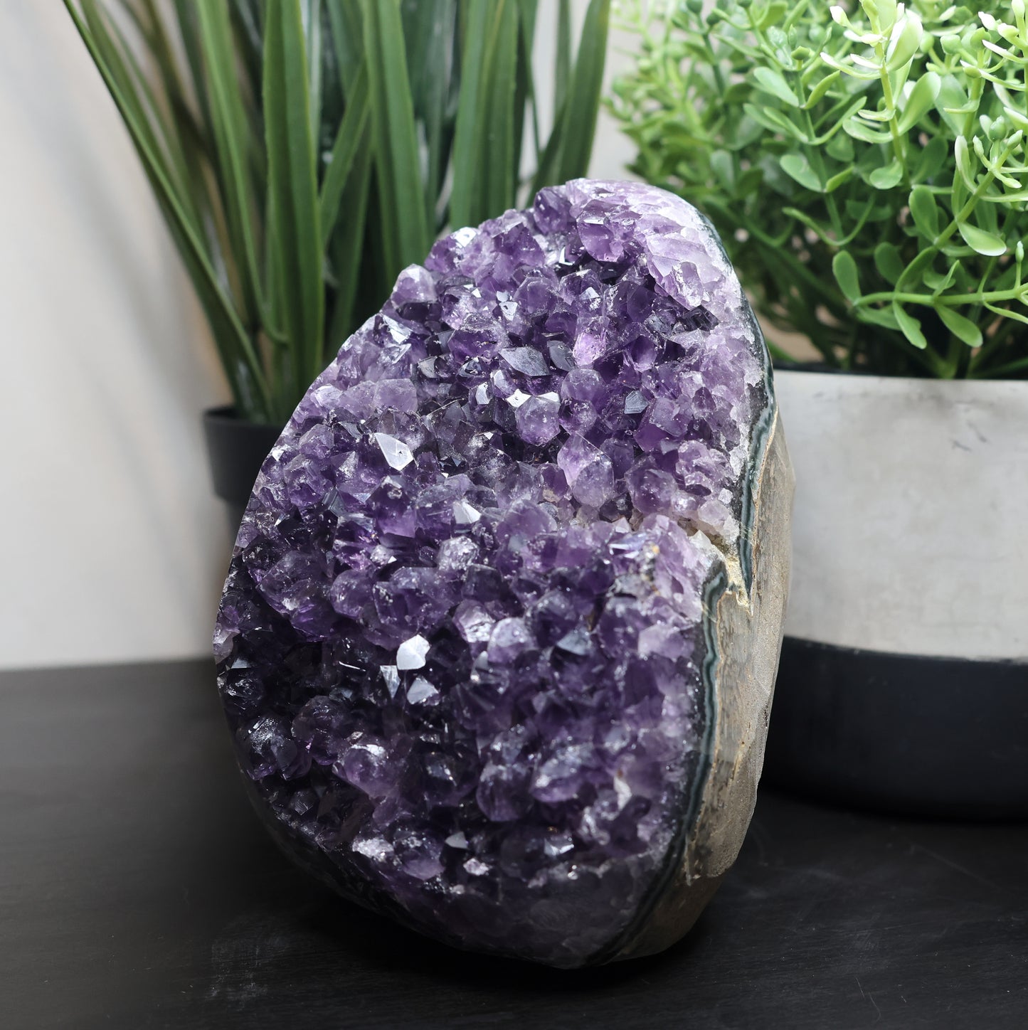 Amethyst Cutbase from Uruguay