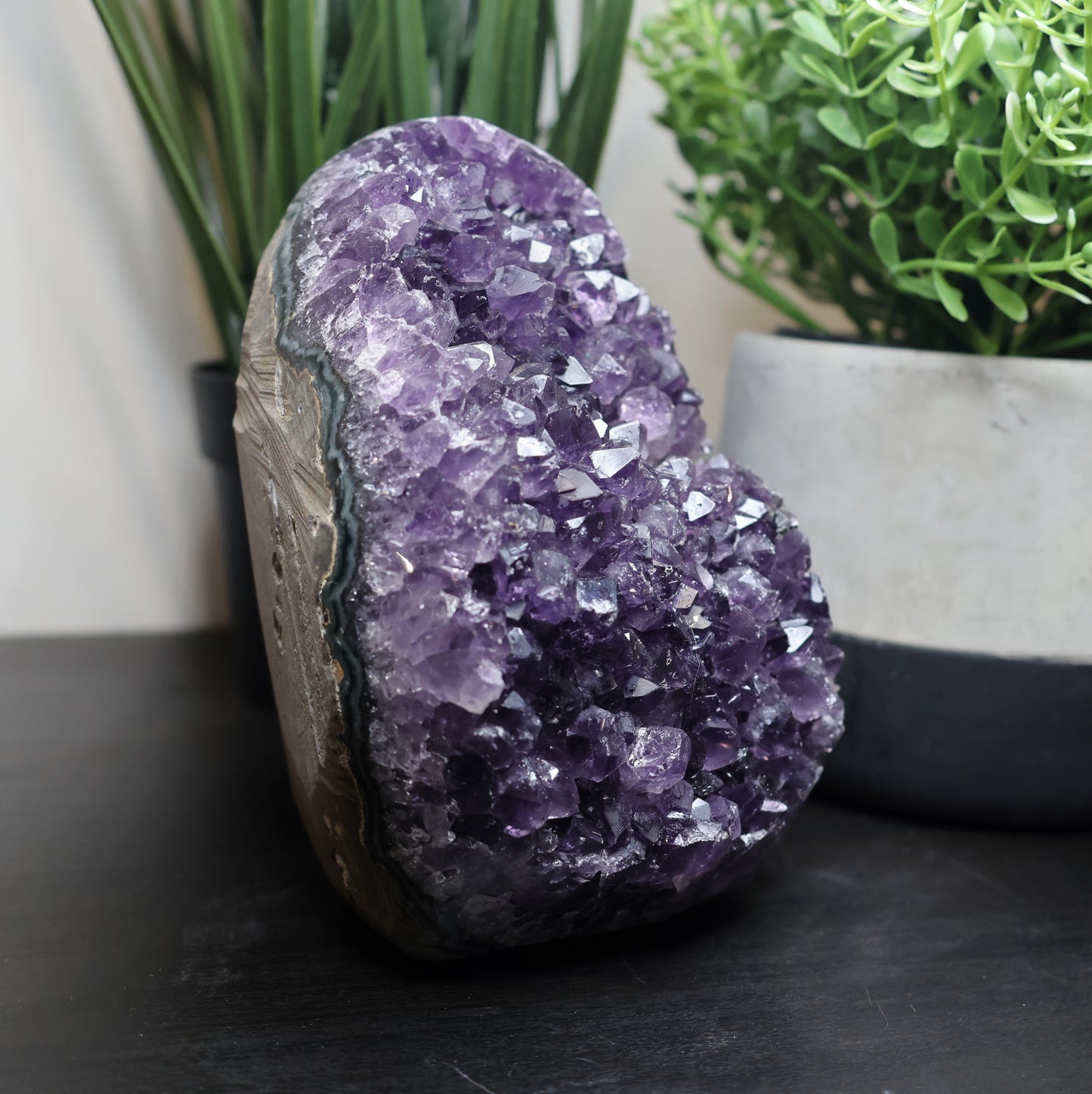 Amethyst Cutbase from Uruguay