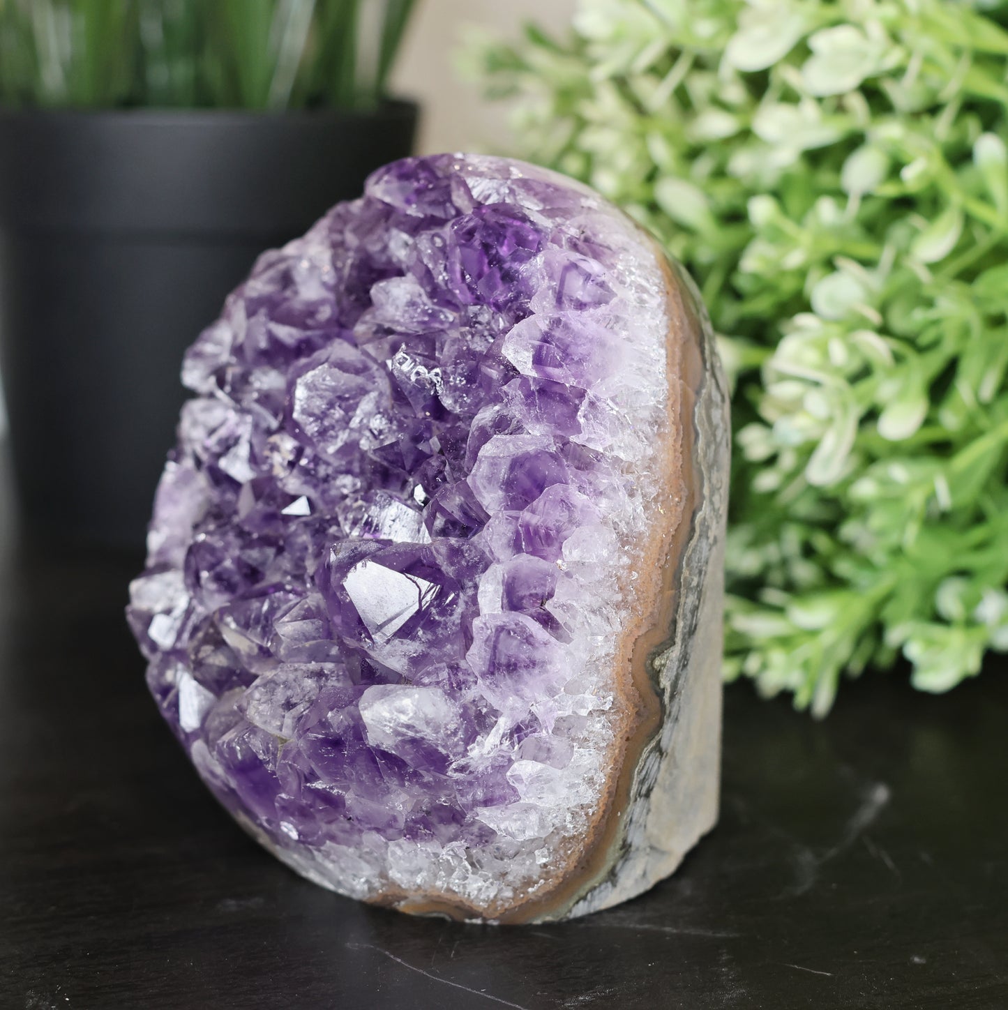 Amethyst Cutbase from Uruguay